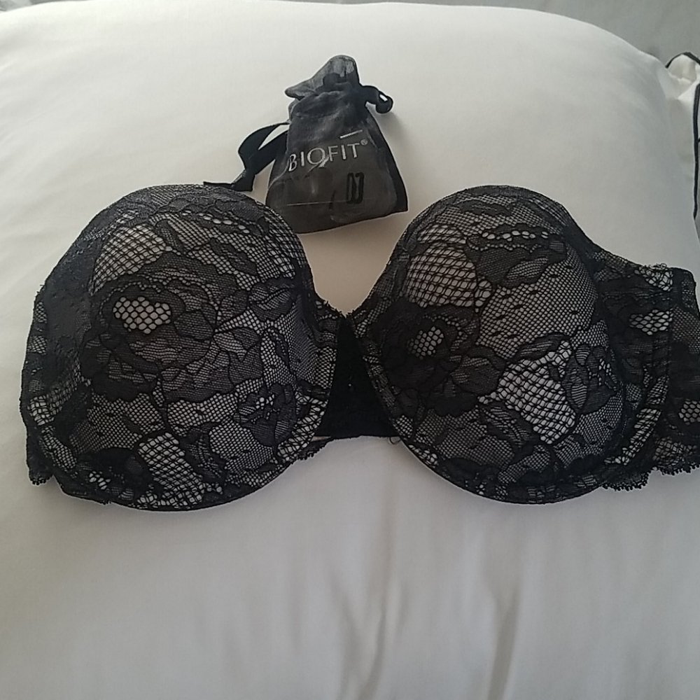 Victoria's Secret Black Lace BioFit Multi Way Bra